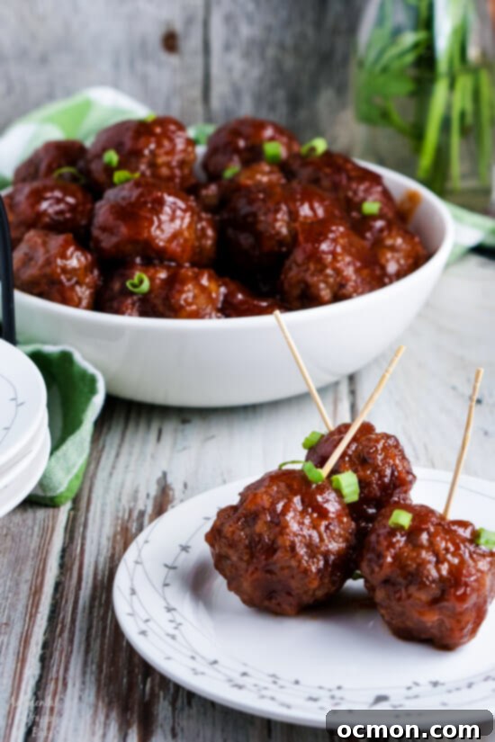 Cranberry Glazed Meatballs 5 Cranberry Meatballs